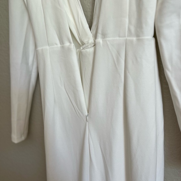 Stunning Romance Off White Long Sleeve Mermaid Maxi Dress - Picture 7 of 8